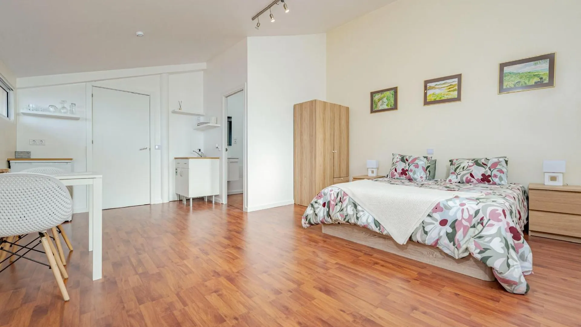 Villa-Kasia Ocean View Studios Caniço